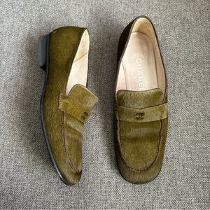 Vintage Chanel olive green pony hair loafers